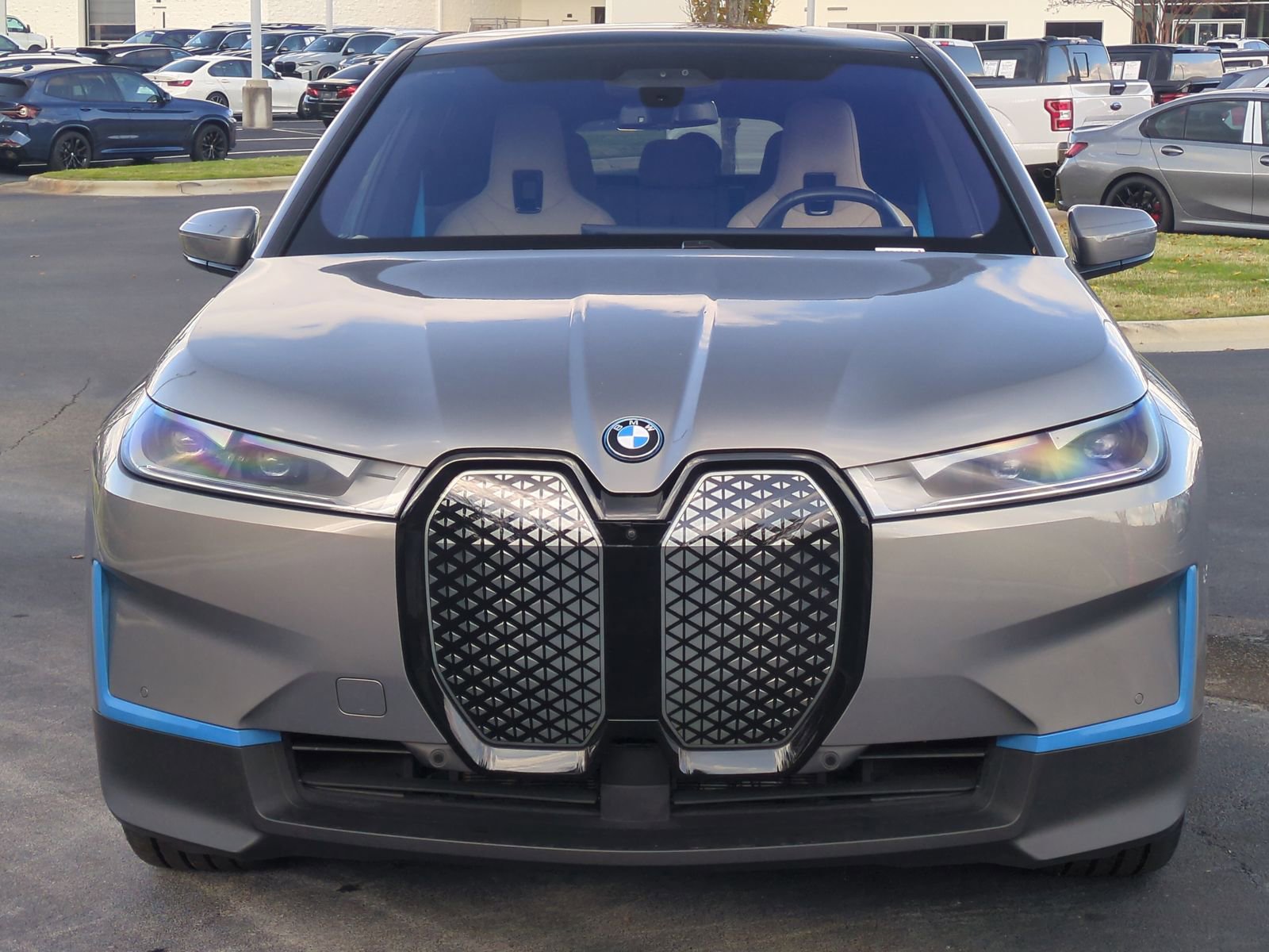 Certified 2023 BMW iX xDrive50 w/ Premium Package image 3