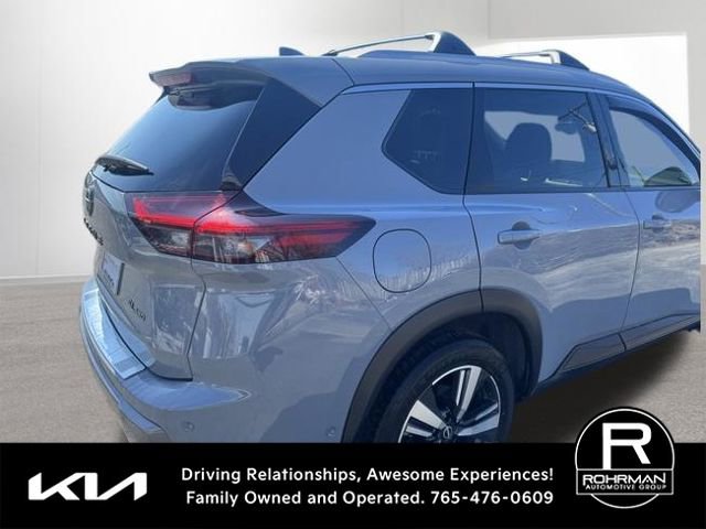 Used 2024 Nissan Rogue SL w/ SL Premium Package image 5