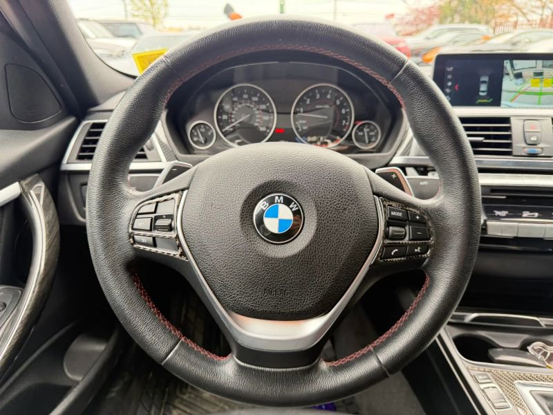 Used 2017 BMW 330i xDrive Sedan AWD/4WD image 20