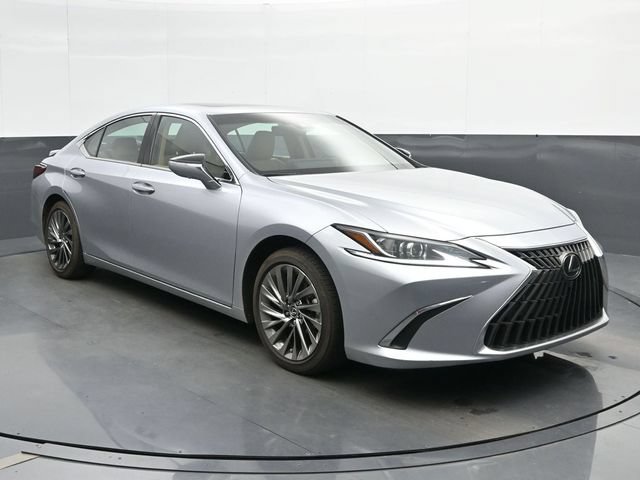 Certified 2024 Lexus ES 300h w/ Accessory Package (Z1)