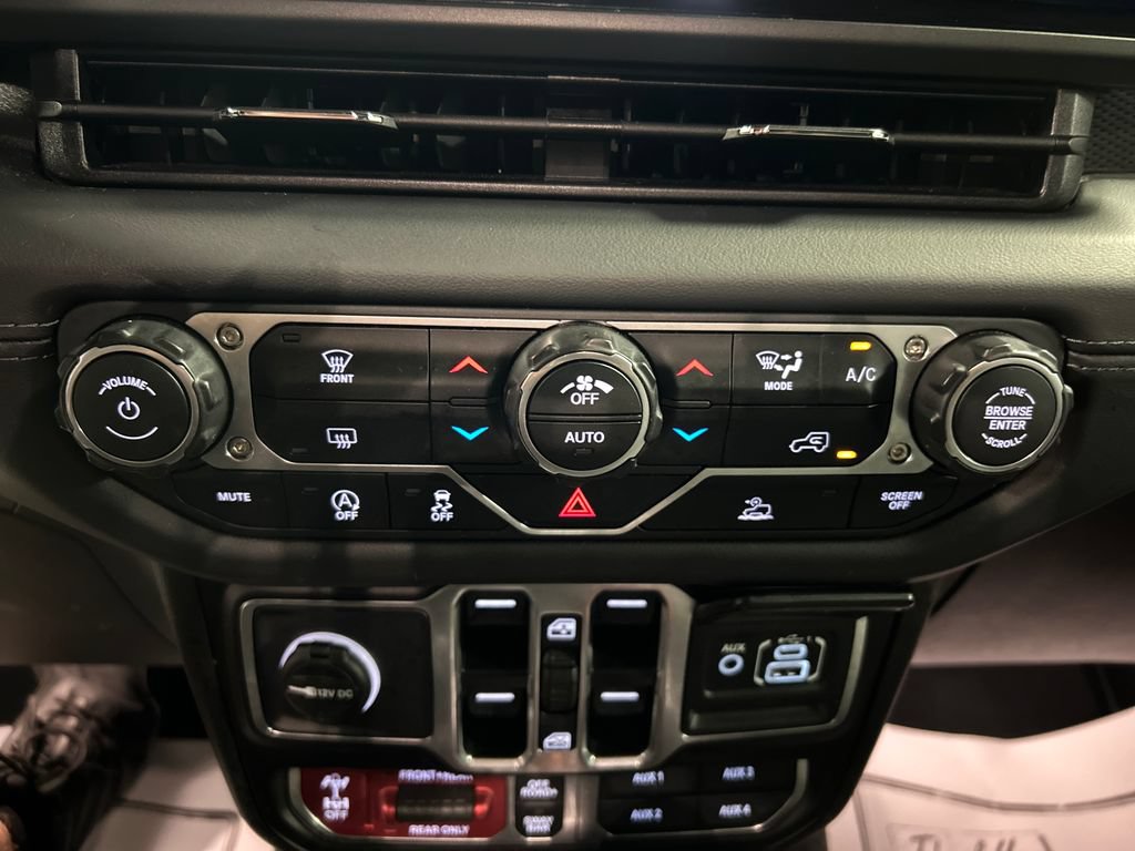 Used 2026 Jeep Gladiator Rubicon AWD/4WD image 17