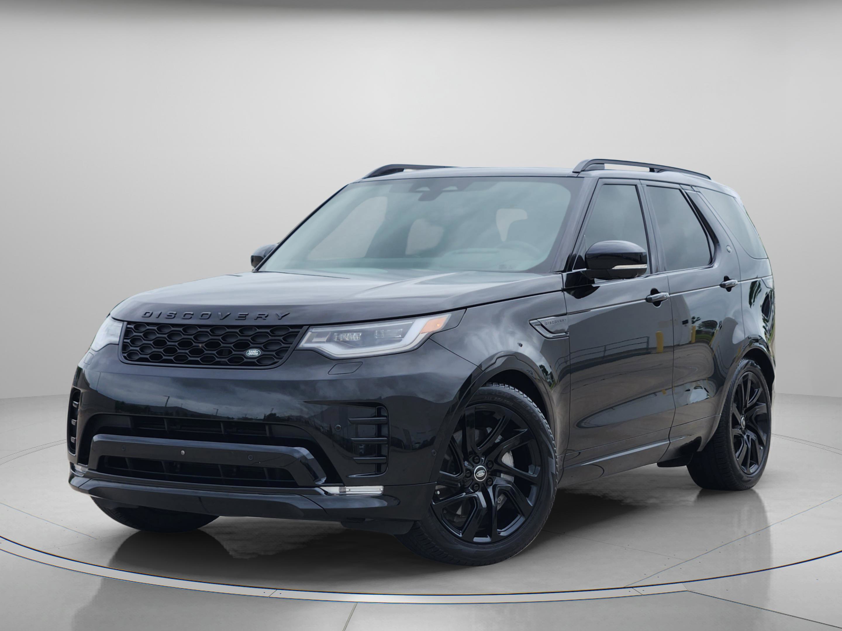 Certified 2025 Land Rover Discovery Dynamic SE