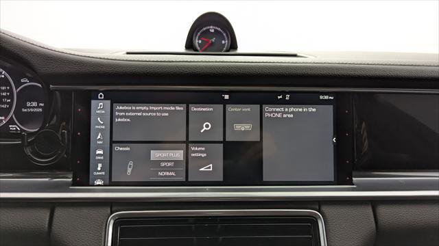 Used 2017 Porsche Panamera 4 AWD/4WD image 24