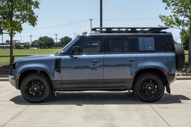 Used 2021 Land Rover Defender 110 AWD/4WD image 11