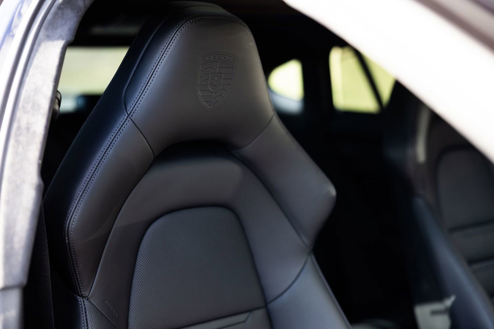 Used 2021 Porsche Panamera Turbo S w/ Assistance Package image 18