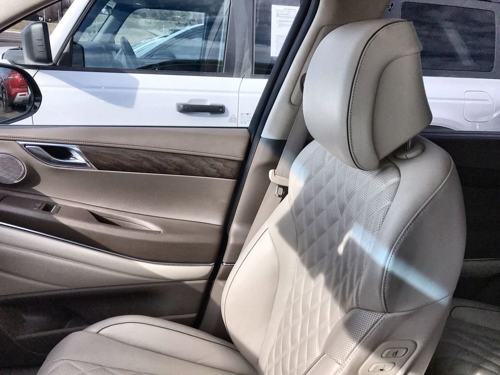 Used 2023 Genesis GV80 3.5T w/ Prestige Package AWD/4WD image 24