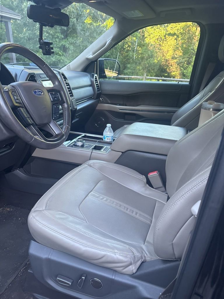 Used 2021 Ford Expedition Max Limited RWD image 5