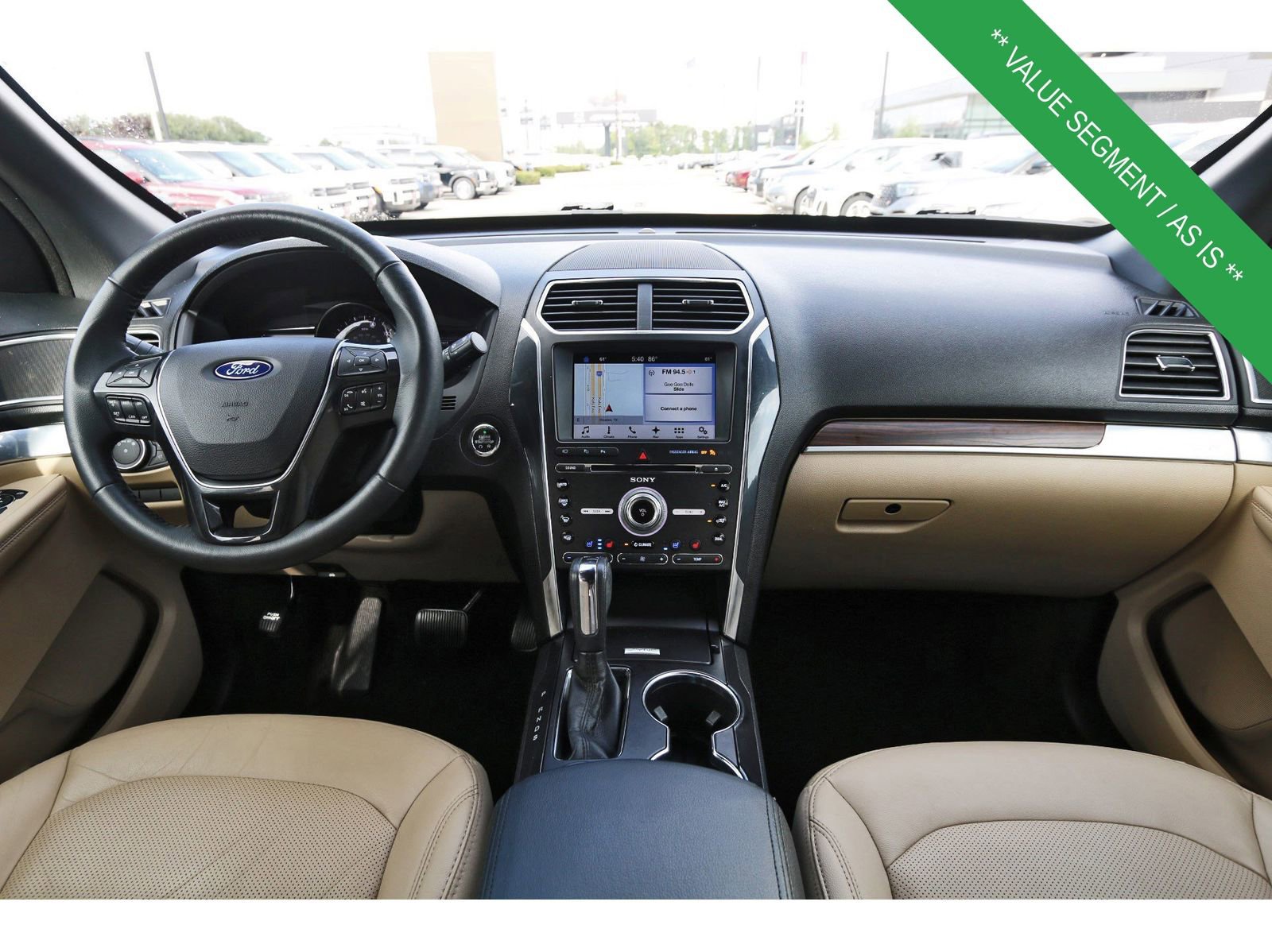 Used 2017 Ford Explorer Limited w/ Equipment Group 301A FWD image 12