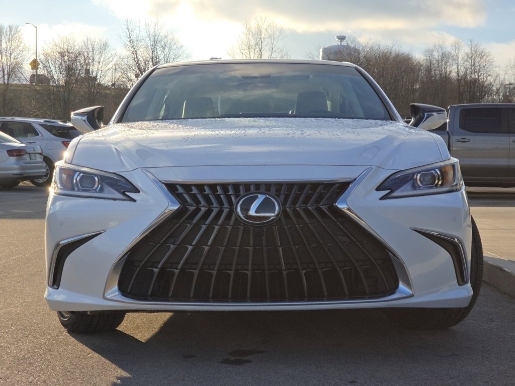 New 2025 Lexus ES 350 350 Luxury image 3