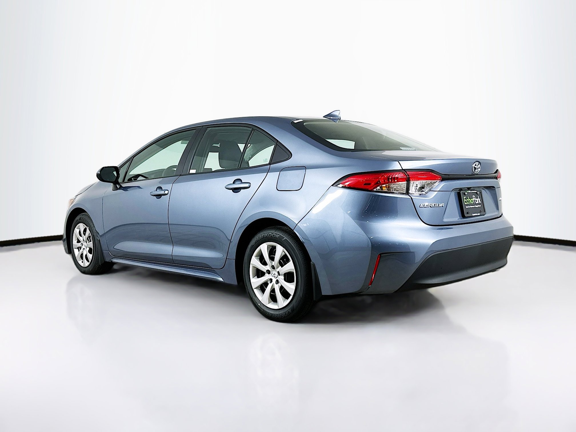 Used 2026 Toyota Corolla LE image 5