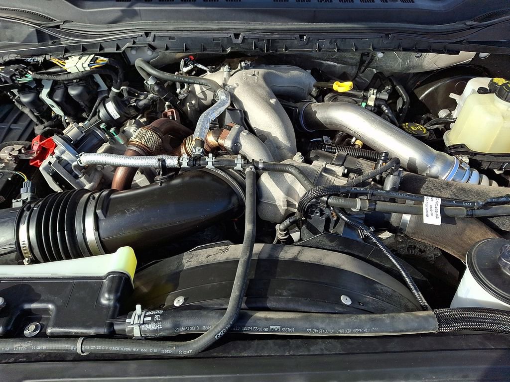 Used 2023 Ford F250 Lariat w/ Sport Appearance Package image 30