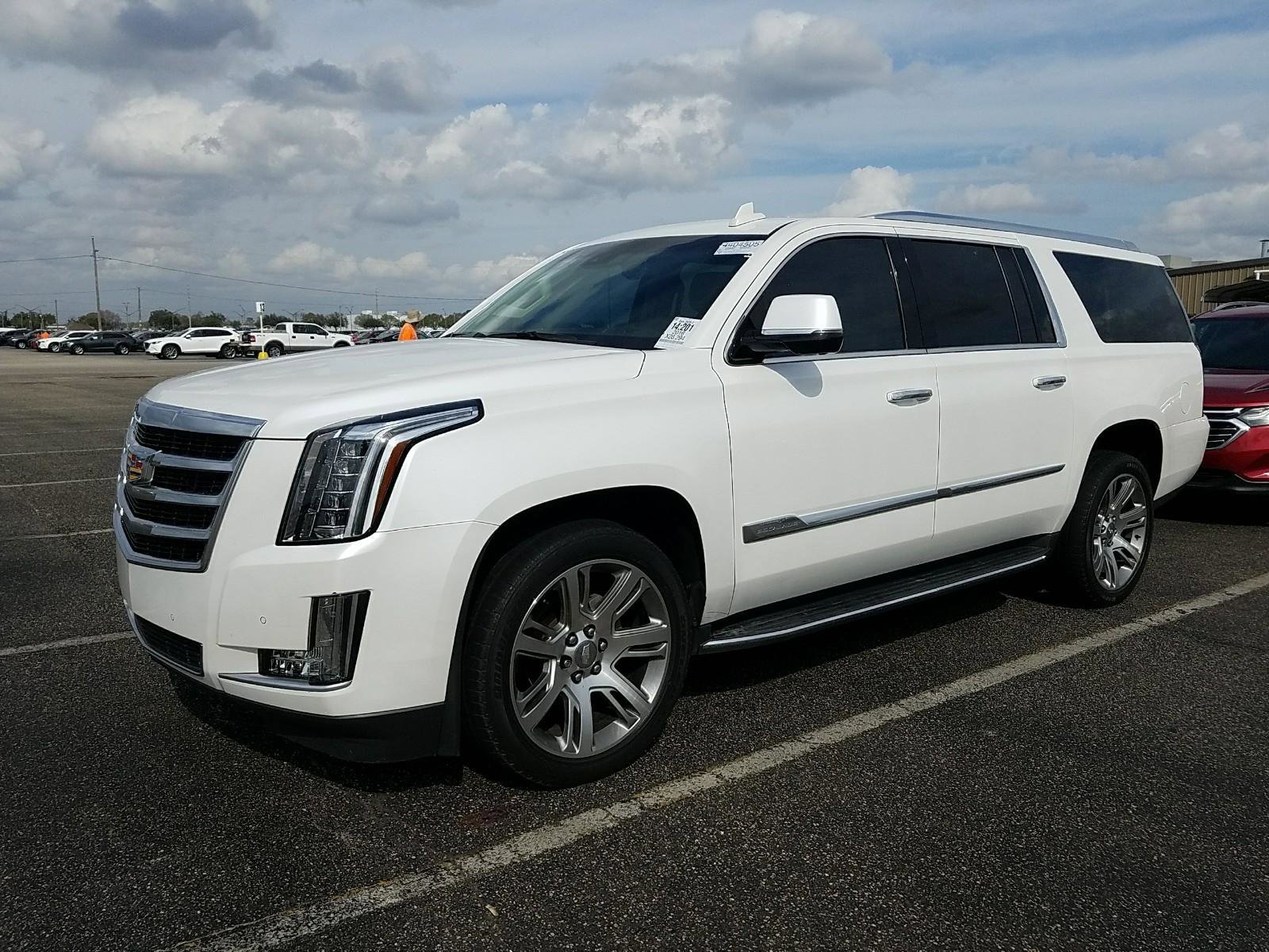 Used 2016 Cadillac Escalade ESV Luxury RWD image 1