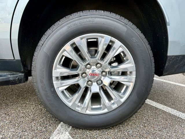 Used 2024 GMC Yukon Denali w/ Advanced Technology Package AWD/4WD image 34