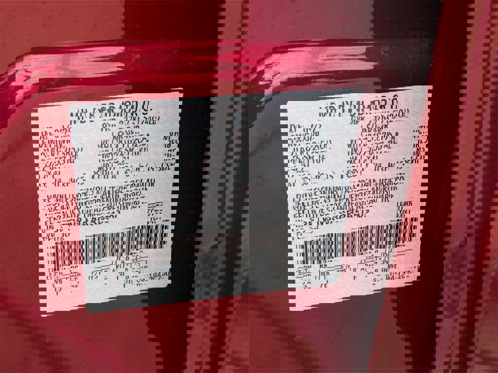 New 2025 Ford Maverick XLT w/ XLT Luxury Package image 23