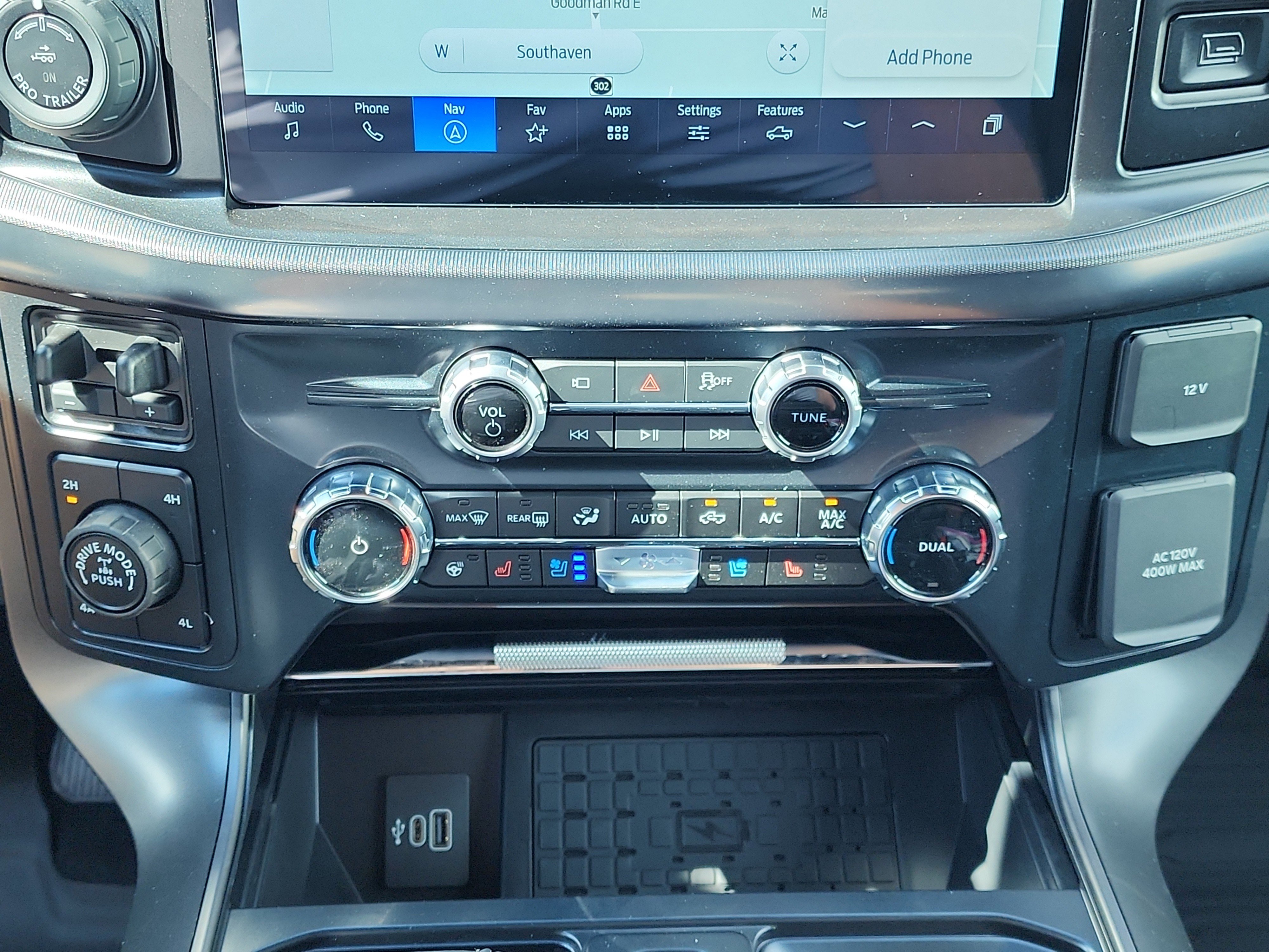 New 2025 Ford F150 Lariat image 14