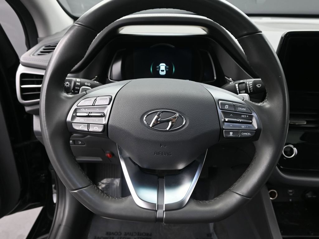 Used 2020 Hyundai Ioniq Limited image 21