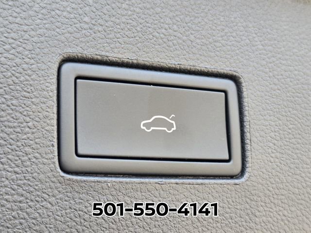 Used 2023 Volkswagen Atlas Cross Sport SEL image 19