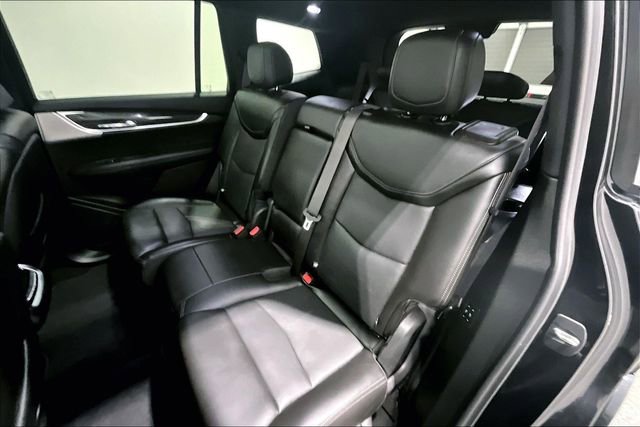 Used 2023 Cadillac XT6 Sport w/ Technology Package image 22