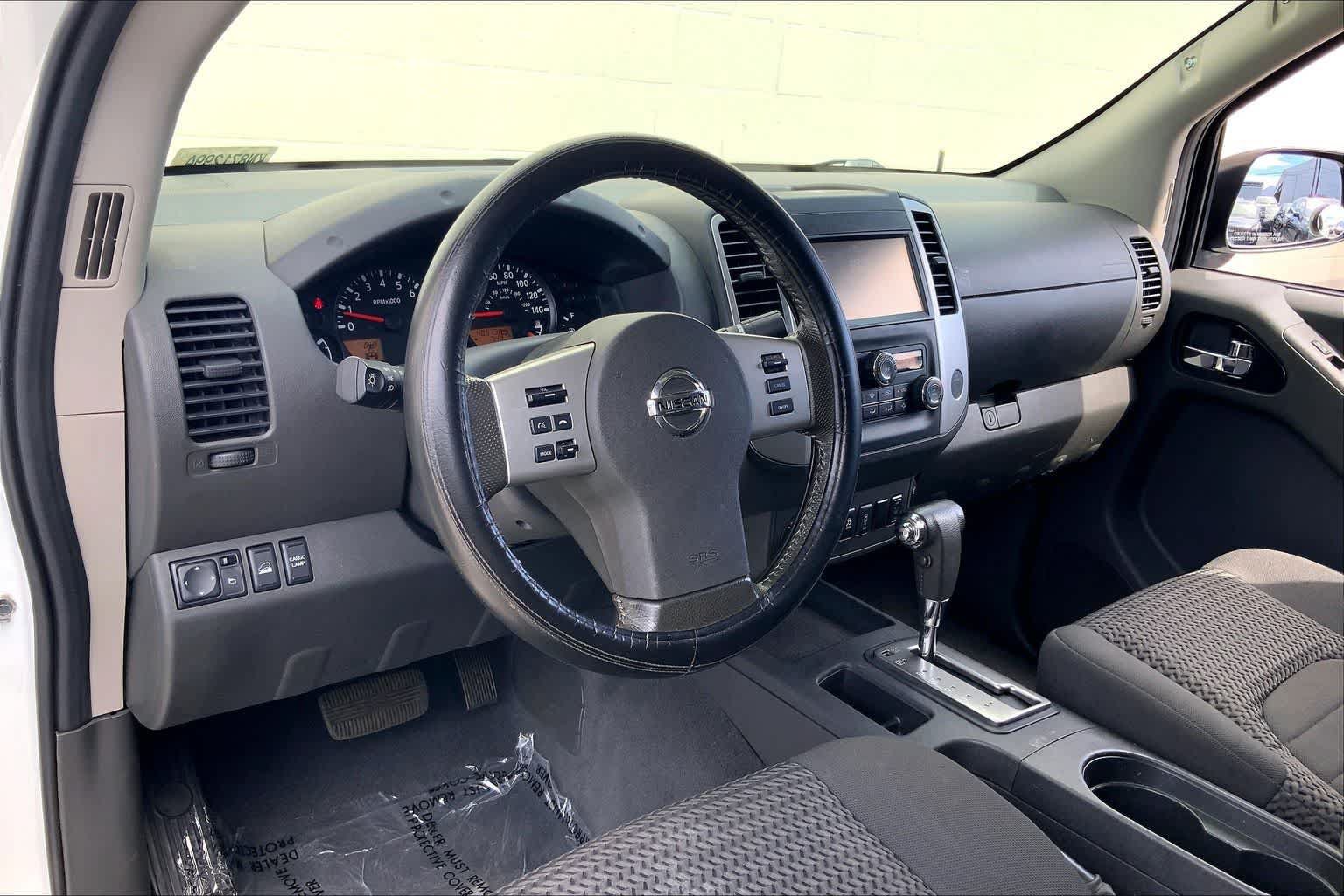 Used 2019 Nissan Frontier SV w/ Value Truck Package AWD/4WD image 2
