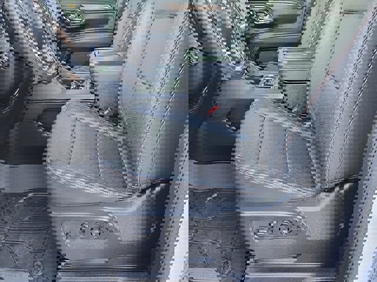 Used 2024 Chevrolet Tahoe High Country w/ Premium Package 2 image 13