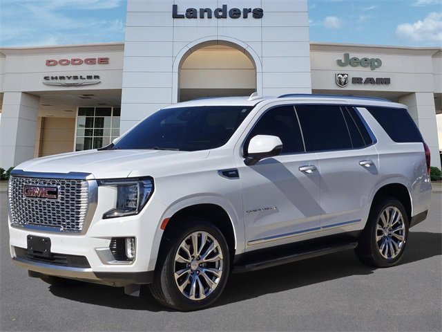 Used 2024 GMC Yukon Denali image 1