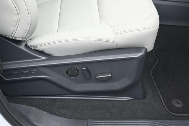 New 2026 Ford Expedition Active AWD/4WD image 28