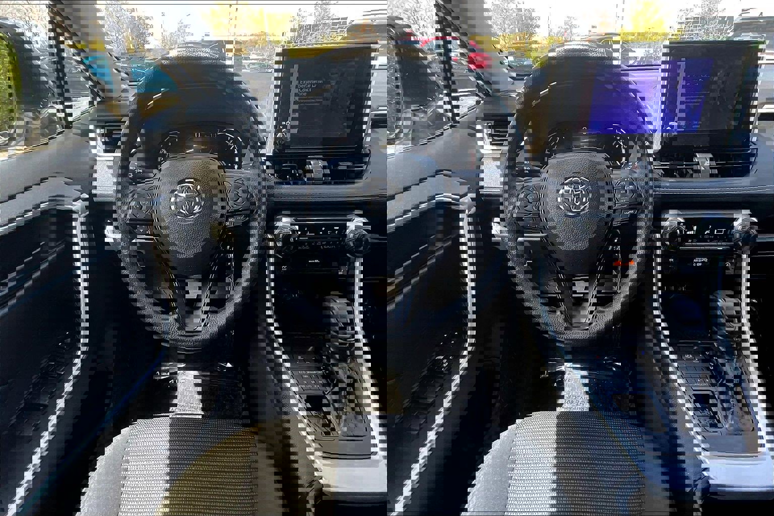 Used 2024 Toyota RAV4 LE image 5