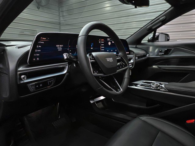 Used 2024 Cadillac Lyriq Tech w/ Driver Assist Package AWD/4WD image 10
