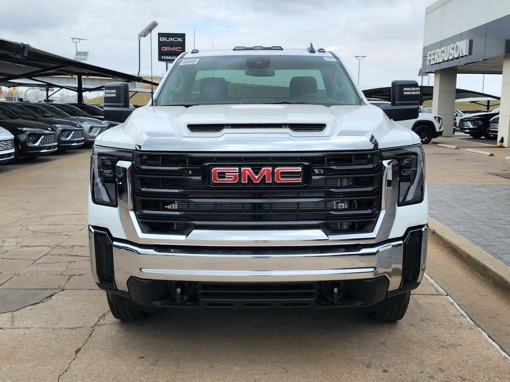 New 2026 GMC Sierra 3500 Pro w/ Convenience Package image 8