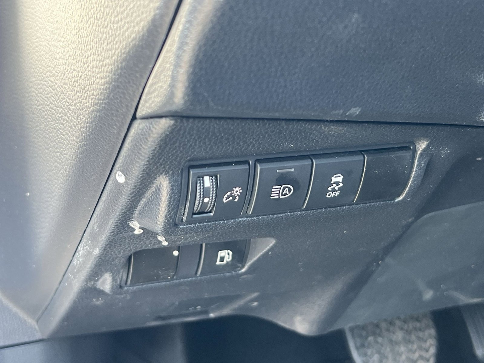 Used 2024 Toyota Corolla Cross SE image 31