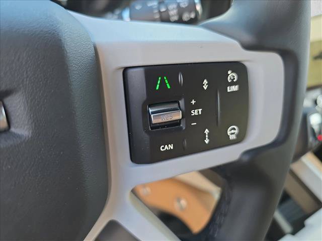 New 2026 Land Rover Defender 110 X-Dynamic SE AWD/4WD image 19