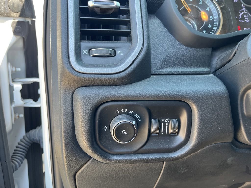 Used 2020 RAM 2500 Tradesman AWD/4WD image 11