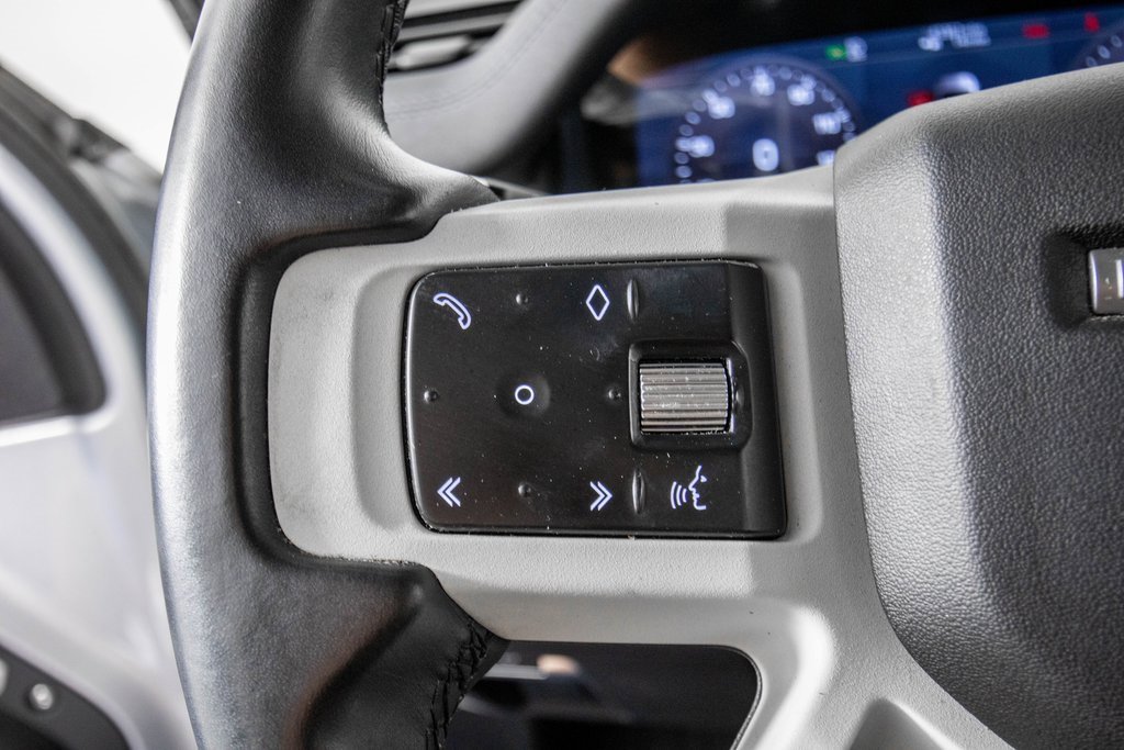 Used 2020 Land Rover Defender 110 SE image 20