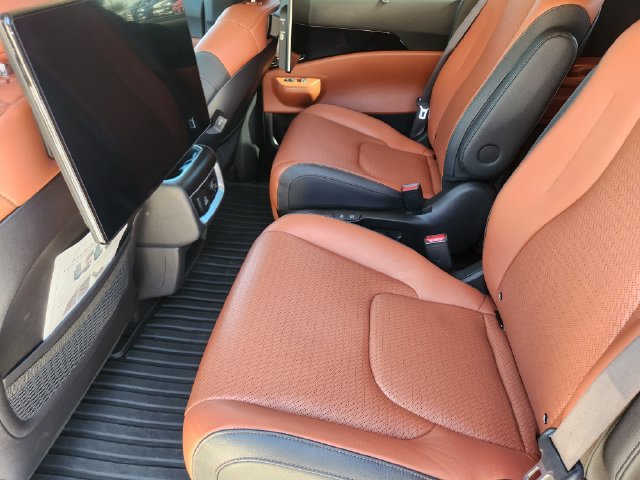 Certified 2026 Kia Carnival SX Prestige FWD image 32