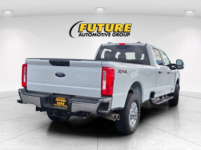 Certified 2024 Ford F350 XLT image 4