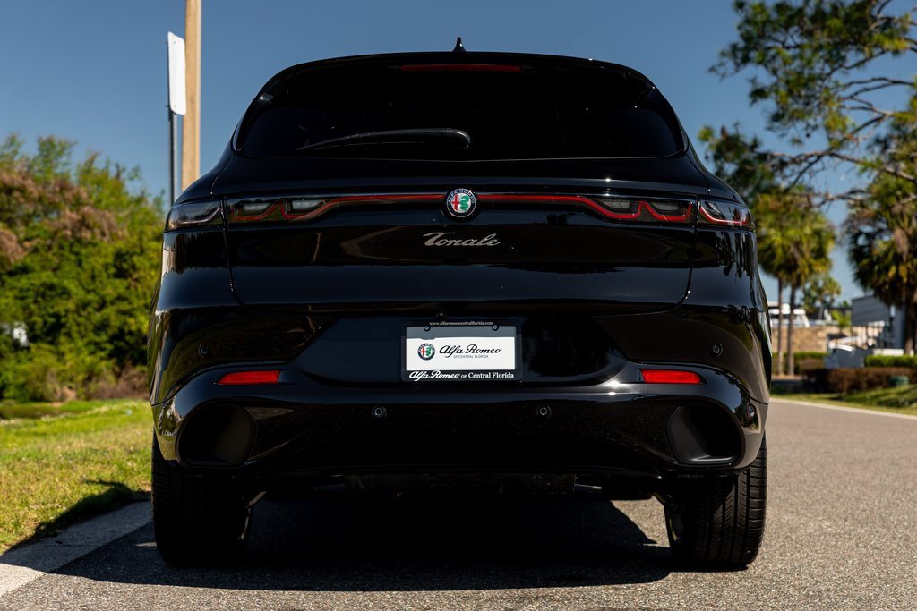 New 2025 Alfa Romeo Tonale w/ Premium Package image 7