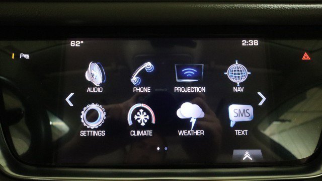 Used 2017 Cadillac XT5 Luxury w/ Driver Awareness Package AWD/4WD image 17