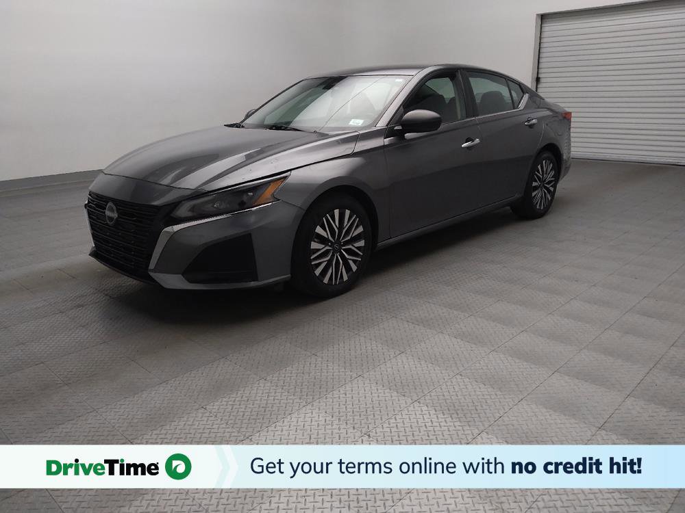Used 2024 Nissan Altima 2.5 SV