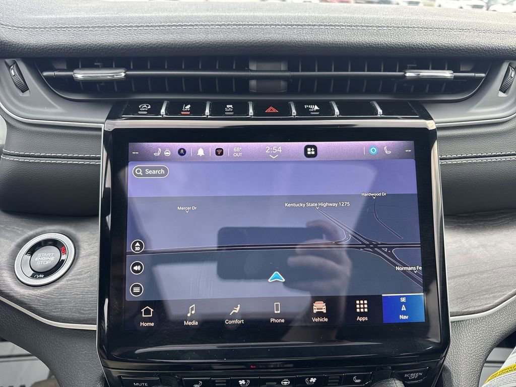 New 2025 Jeep Grand Cherokee Limited w/ Luxury Tech Group II image 18