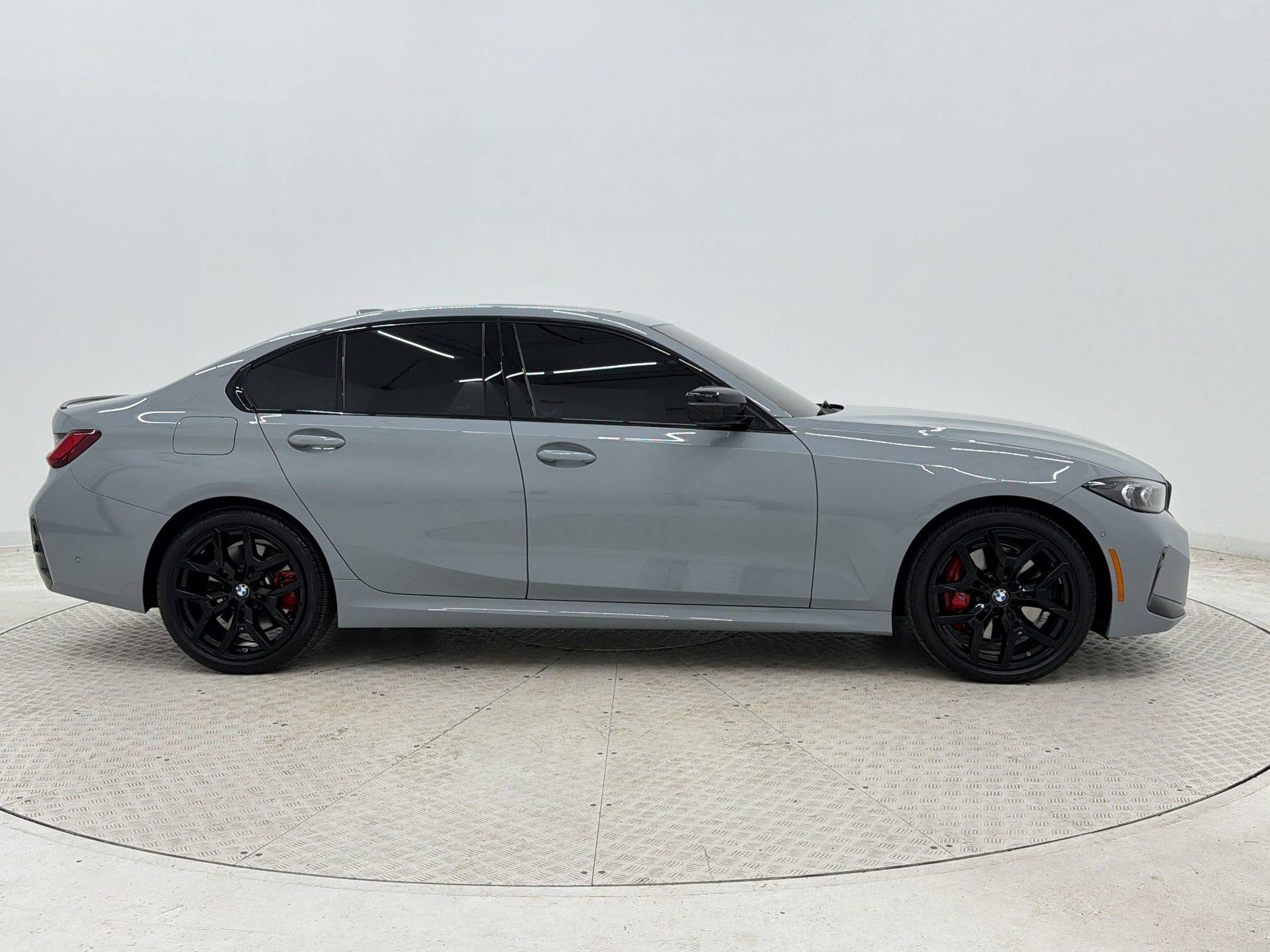 Certified 2026 BMW 330i Sedan w/ M Sport Package image 8