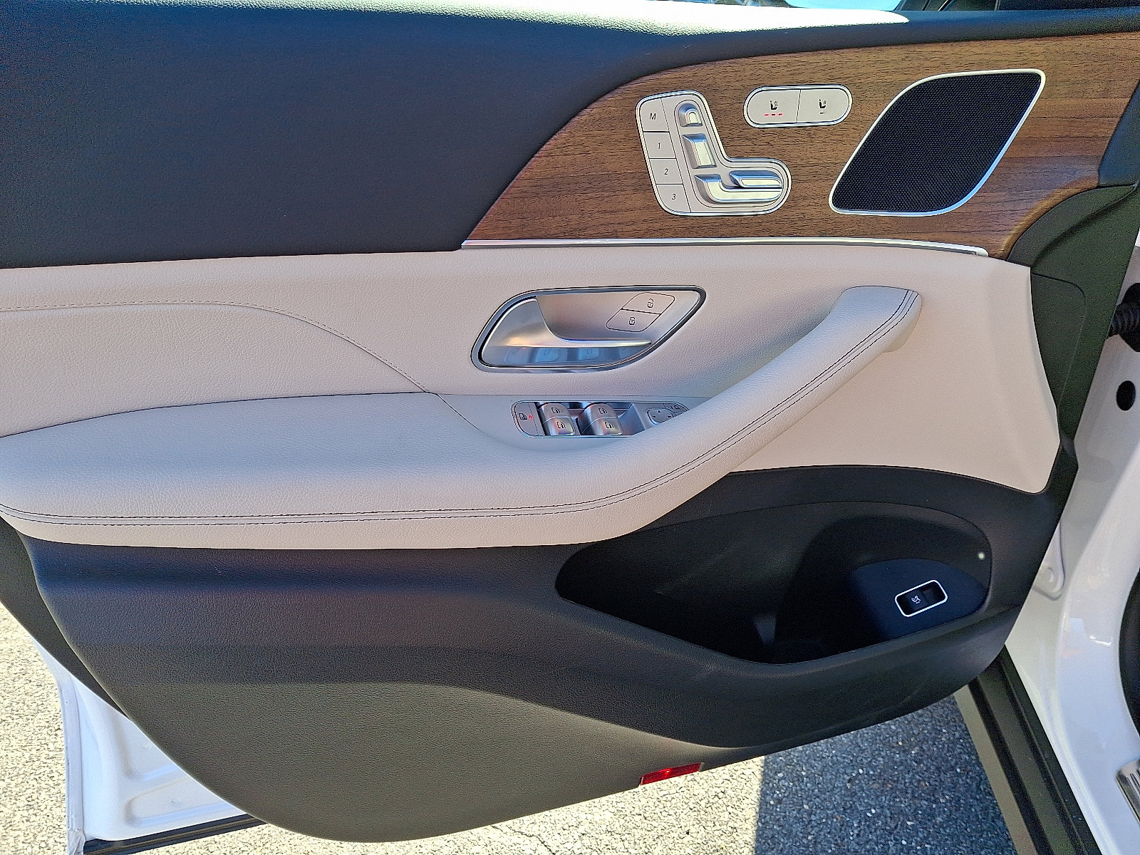 Certified 2026 Mercedes-Benz GLE 350 4MATIC image 12