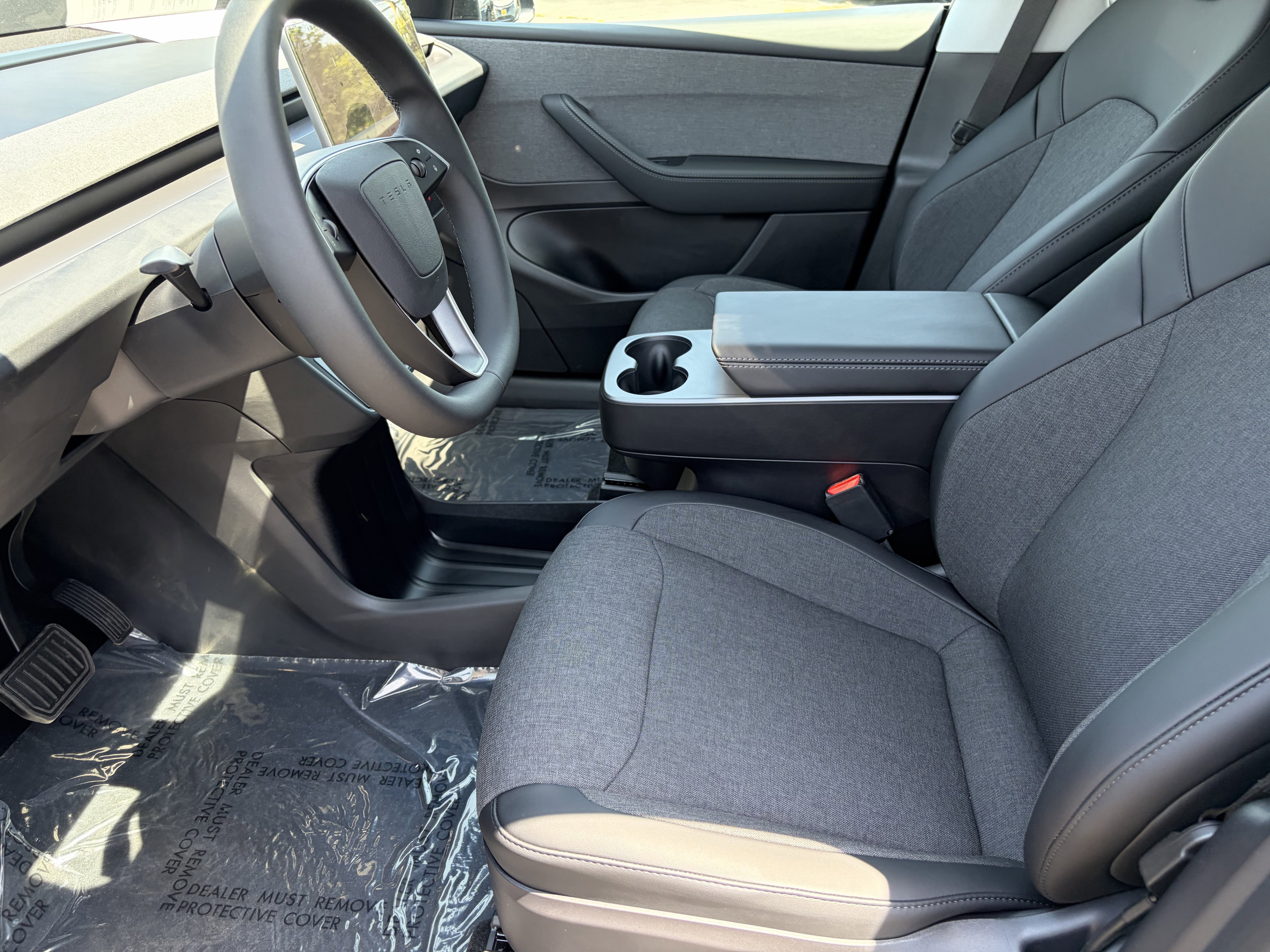 Used 2026 Tesla Model Y 2WD image 18