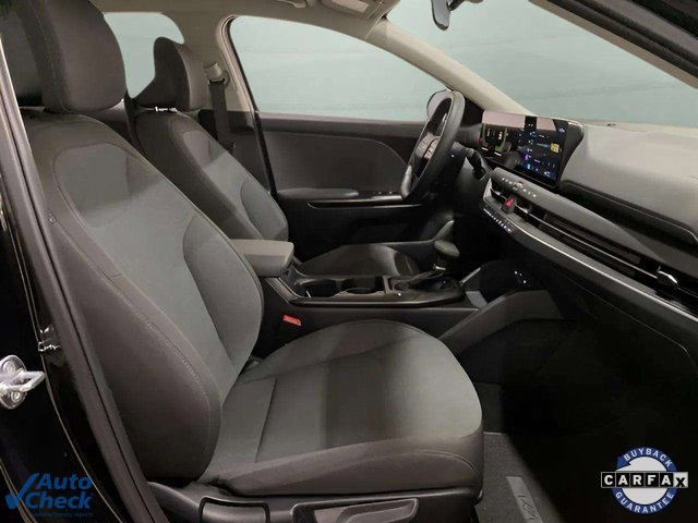 Used 2025 Kia K4 LX image 23