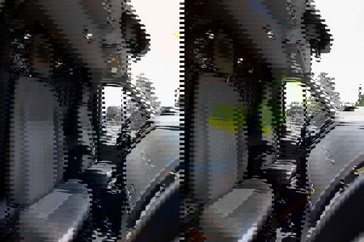 Used 2017 Ford Transit 250 130 Low Roof image 19