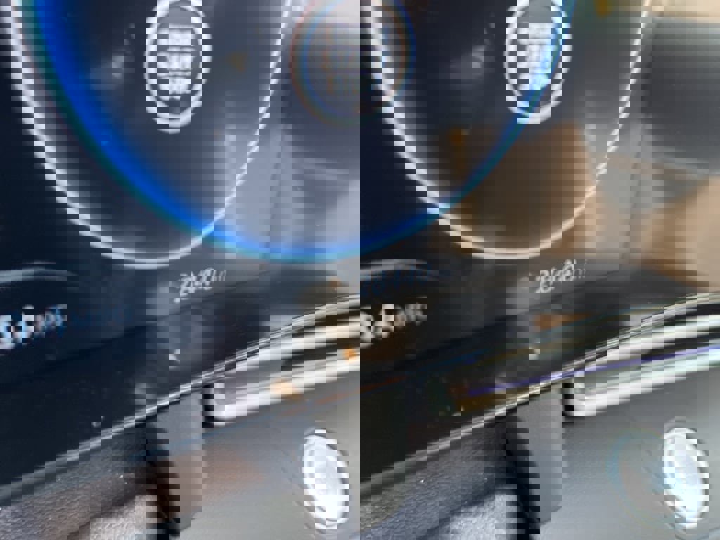 Used 2025 Hyundai Elantra SEL image 32