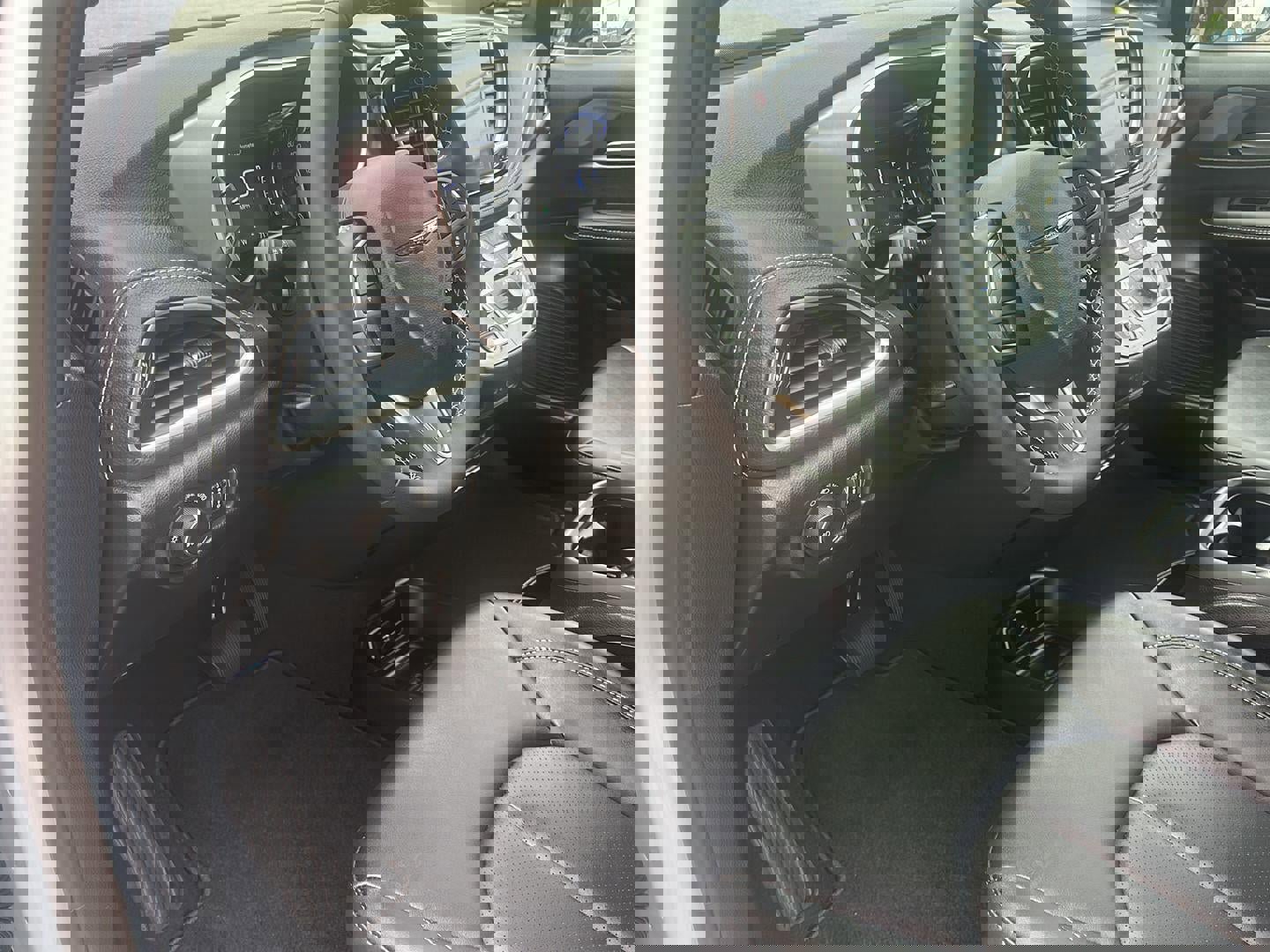 New 2026 Chrysler Pacifica Select image 11