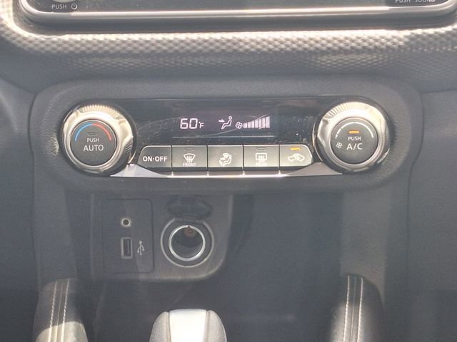 Used 2018 Nissan Kicks SV image 14