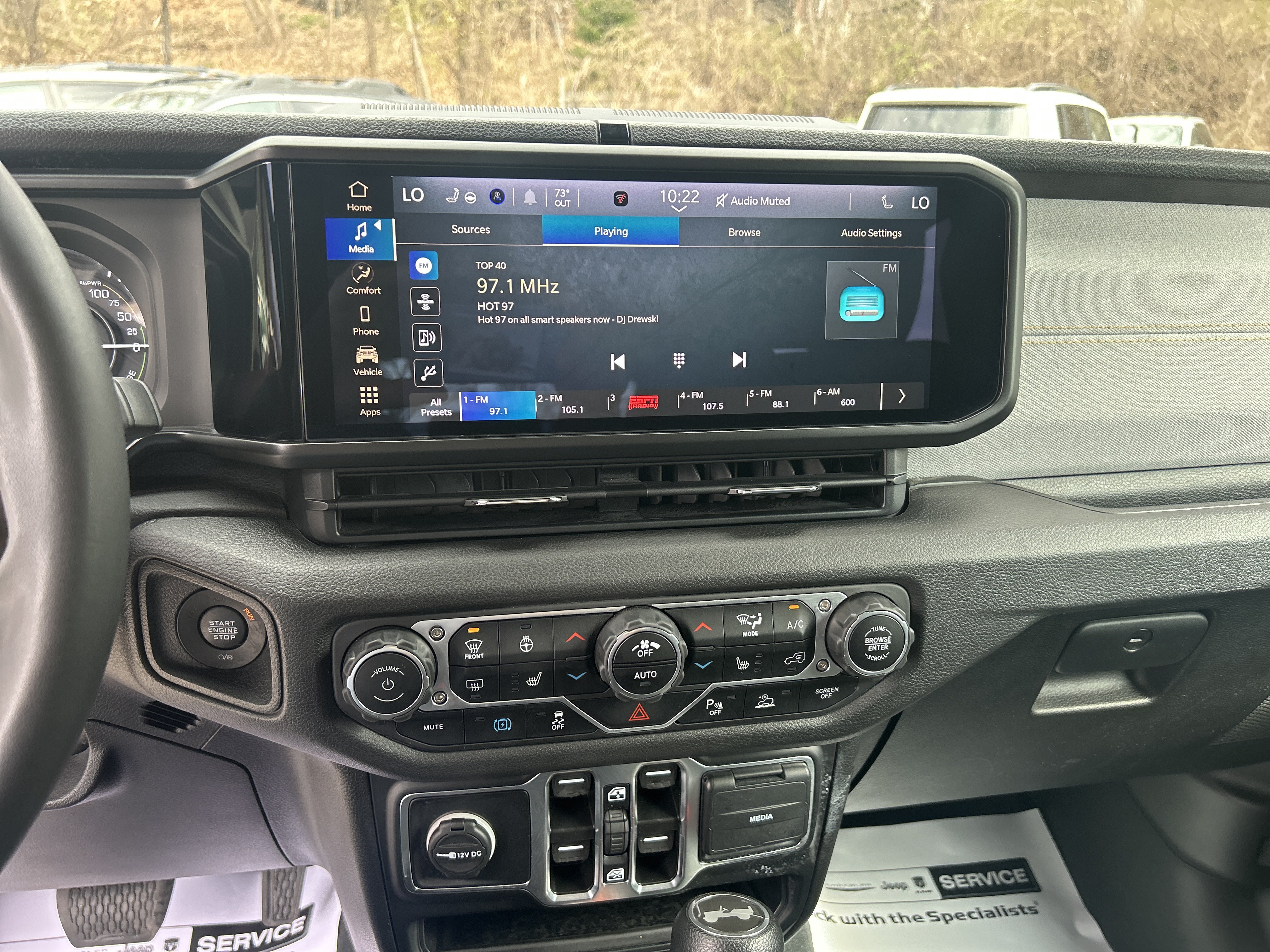 Used 2024 Jeep Wrangler Unlimited w/ Convenience Group AWD/4WD image 20