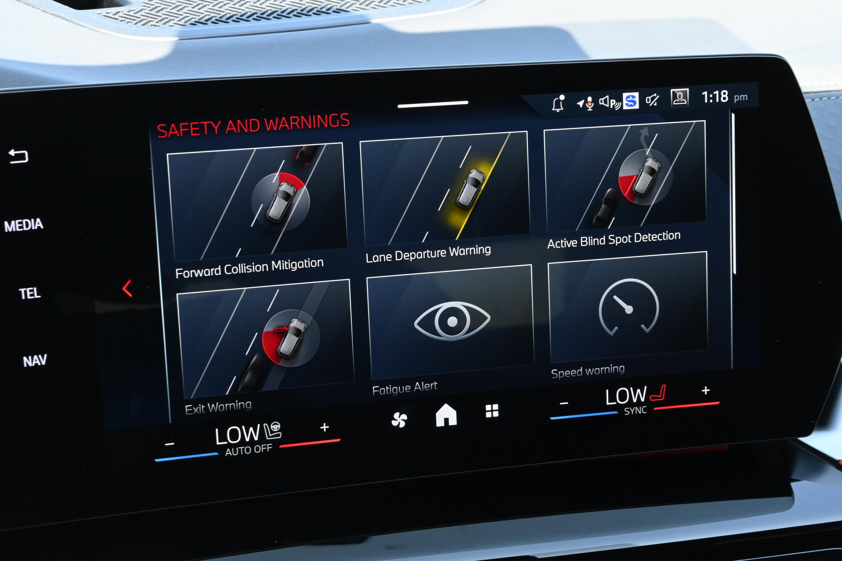 Certified 2025 BMW X2 xDrive28i image 19