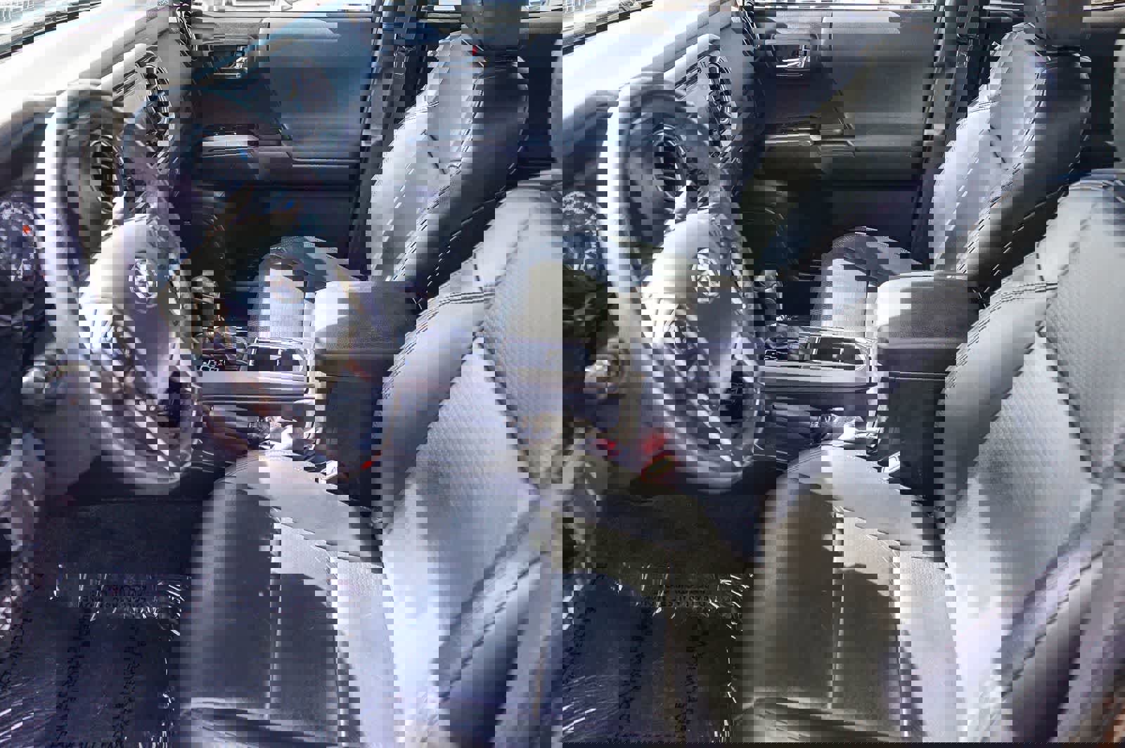 Used 2018 Toyota Tacoma TRD Sport w/ TRD Premium Sport Package image 14